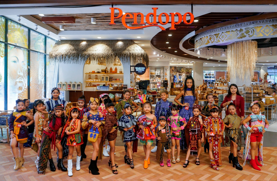 Pendopo Hadirkan Lomba Kids Fashion Show di Living World Denpasar Bali