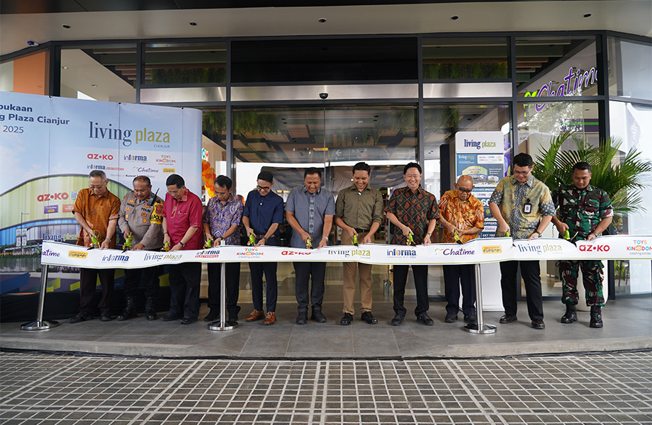 Living Plaza ke-32 Hadir Perdana di Cianjur
